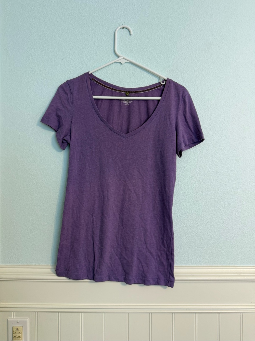 Victoria's Secret Purple V-Neck Short Sleeve Tee